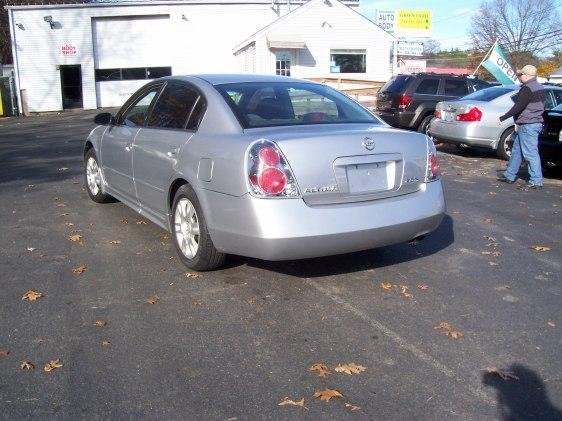 Nissan Altima 2005 photo 4