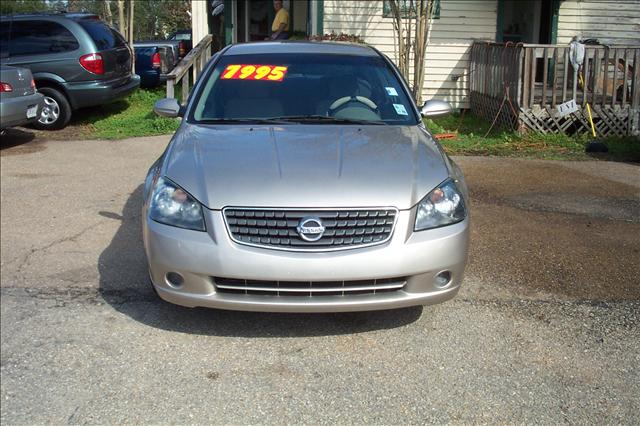 Nissan Altima 2005 photo 1