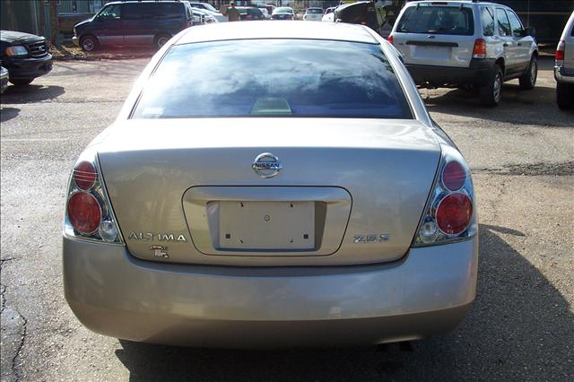 Nissan Altima 2005 photo 4