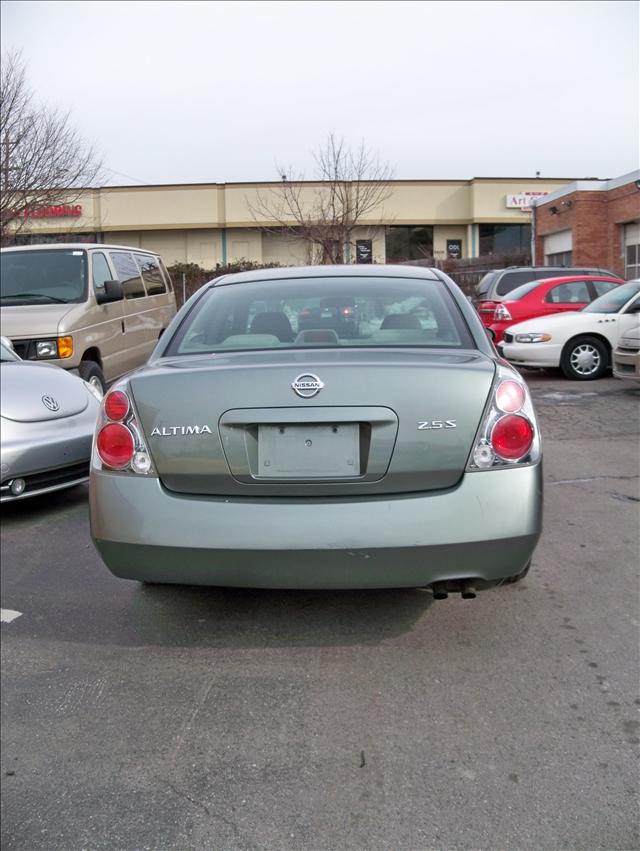 Nissan Altima 2005 photo 3