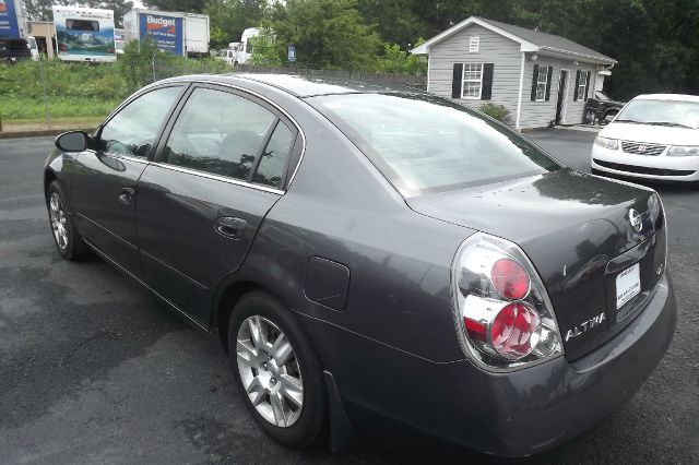 Nissan Altima 2005 photo 16