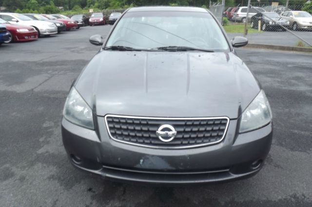 Nissan Altima 2005 photo 2