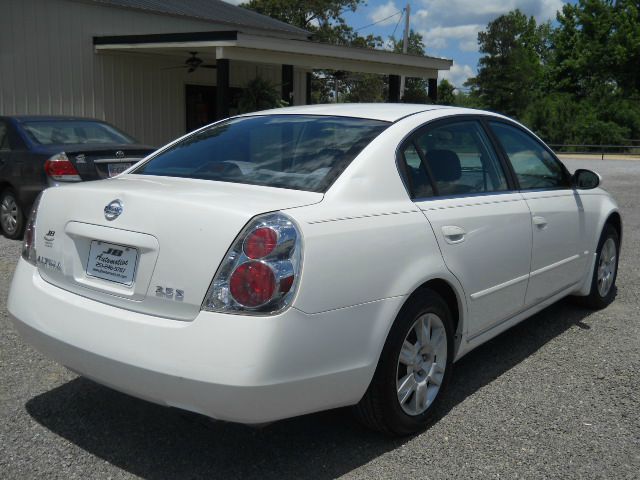 Nissan Altima 2005 photo 5