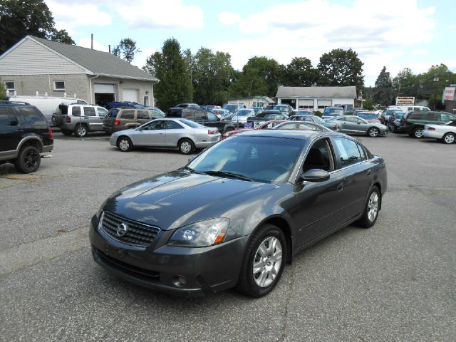 Nissan Altima 2005 photo 4