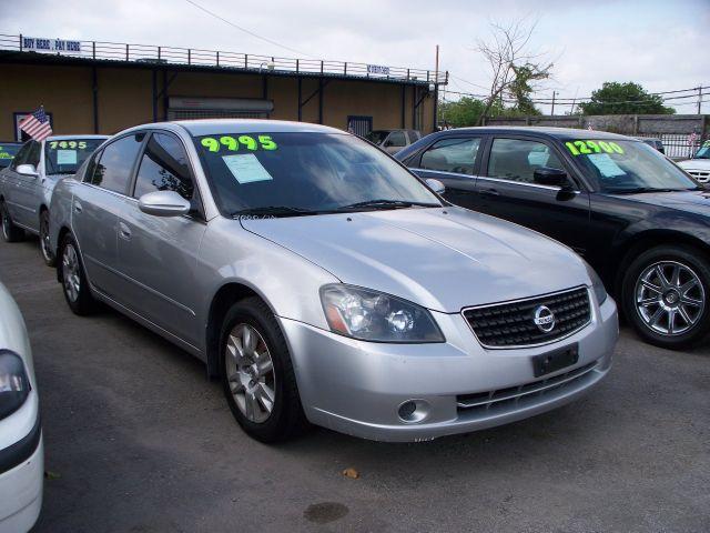 Nissan Altima 2005 photo 1