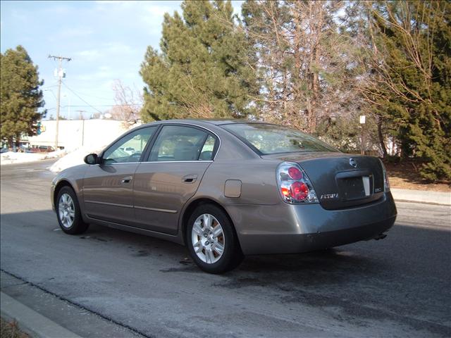 Nissan Altima 2005 photo 5