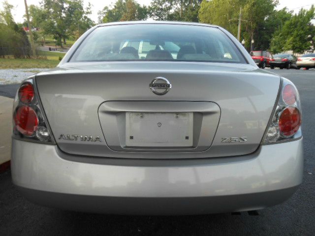 Nissan Altima 2005 photo 3