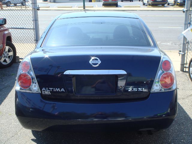 Nissan Altima 2005 photo 9