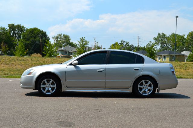 Nissan Altima 2005 photo 1