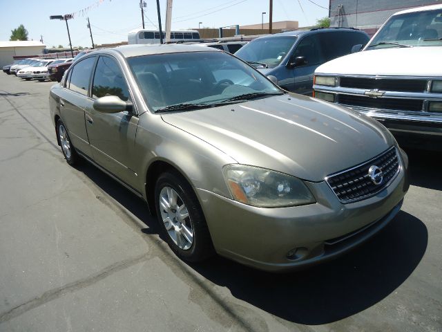 Nissan Altima 2005 photo 1