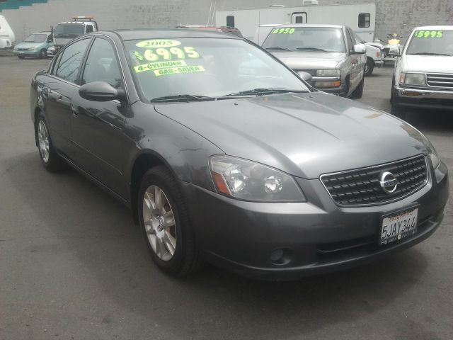 Nissan Altima 2005 photo 3