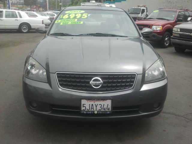 Nissan Altima 2005 photo 4