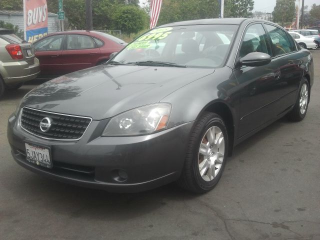 Nissan Altima 2005 photo 5