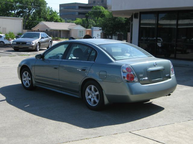 Nissan Altima 2005 photo 1