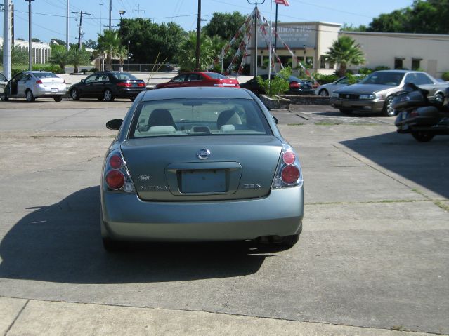 Nissan Altima 2005 photo 3