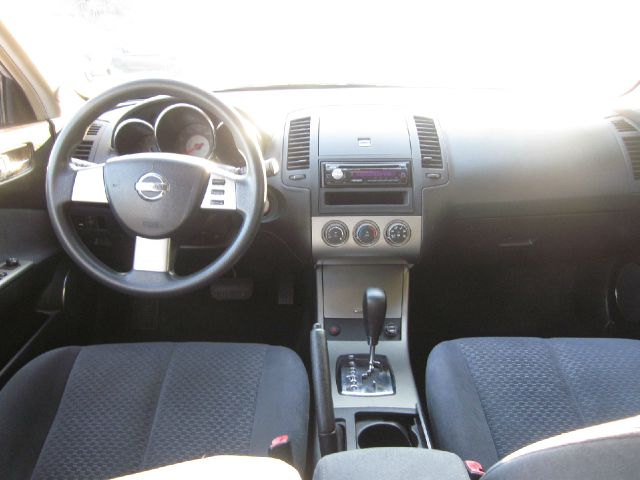 Nissan Altima 2005 photo 2