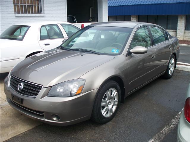 Nissan Altima 2005 photo 1