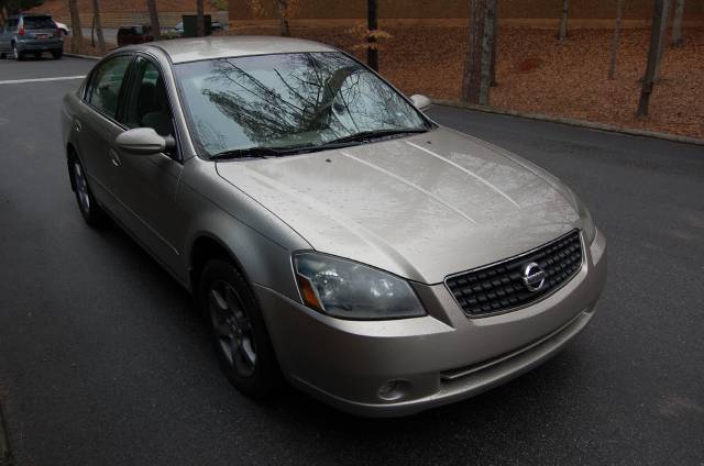 Nissan Altima 2005 photo 1