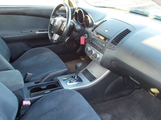 Nissan Altima 2005 photo 2