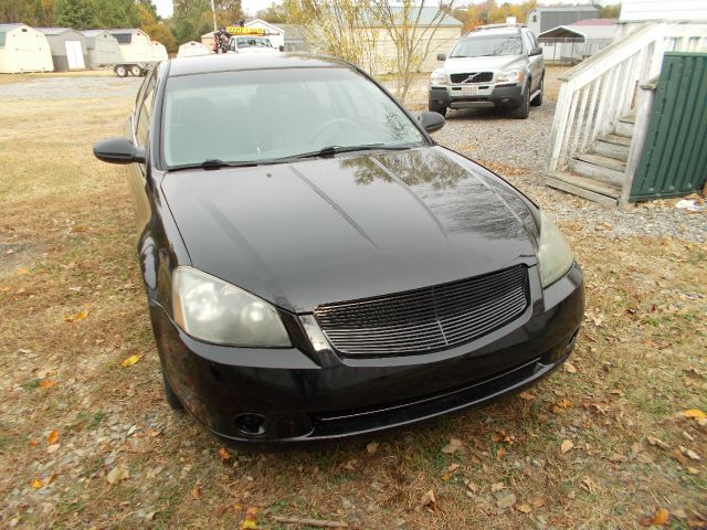 Nissan Altima 2005 photo 2