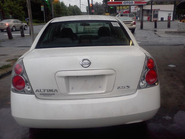 Nissan Altima 2005 photo 1