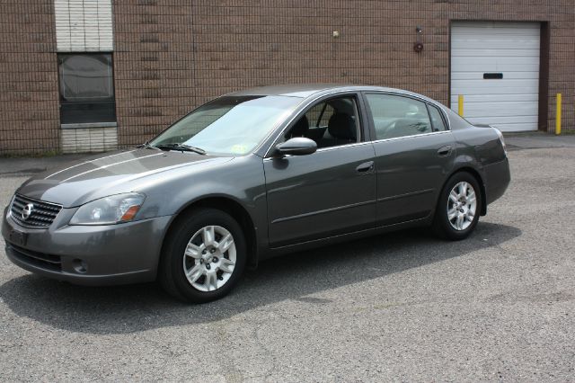 Nissan Altima 2005 photo 24