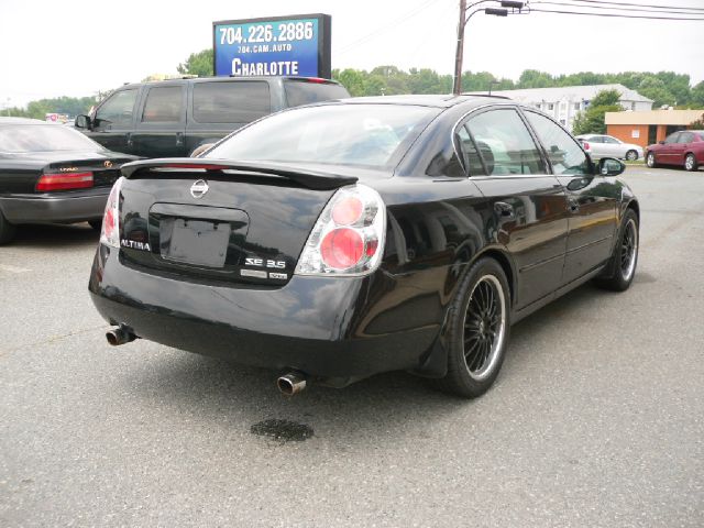 Nissan Altima 2005 photo 3