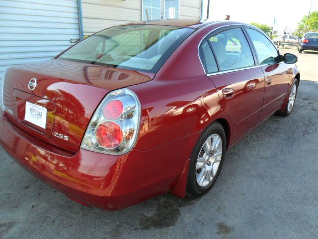 Nissan Altima 2005 photo 13