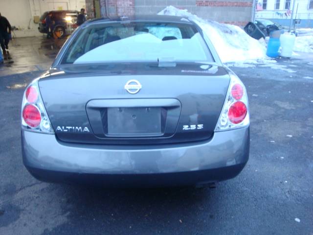 Nissan Altima 2005 photo 4