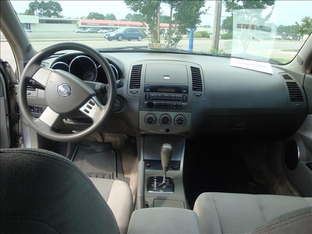 Nissan Altima 2005 photo 4