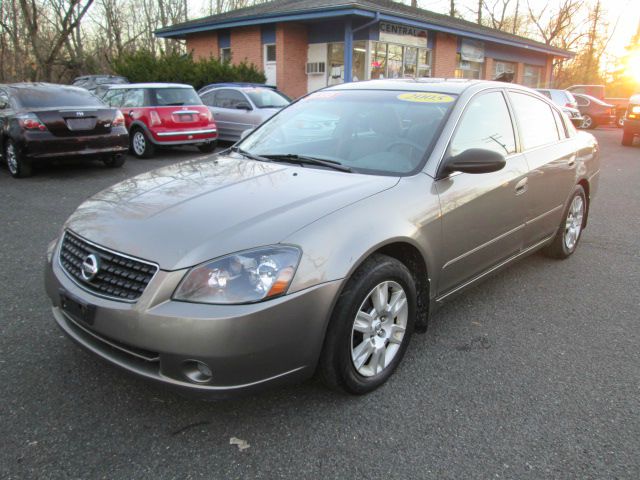 Nissan Altima 2005 photo 4