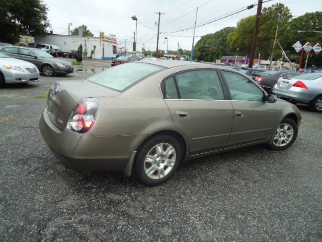 Nissan Altima 2005 photo 3