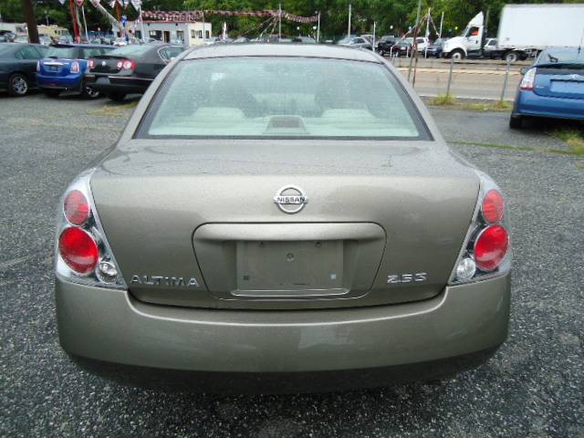 Nissan Altima 2005 photo 4