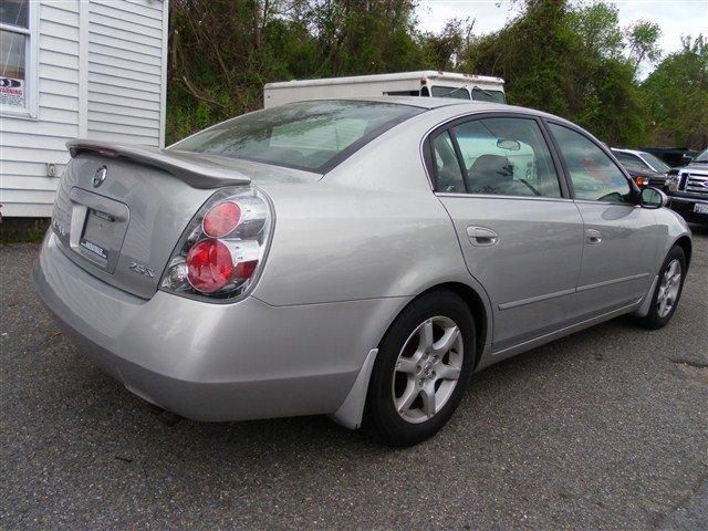 Nissan Altima 2005 photo 1