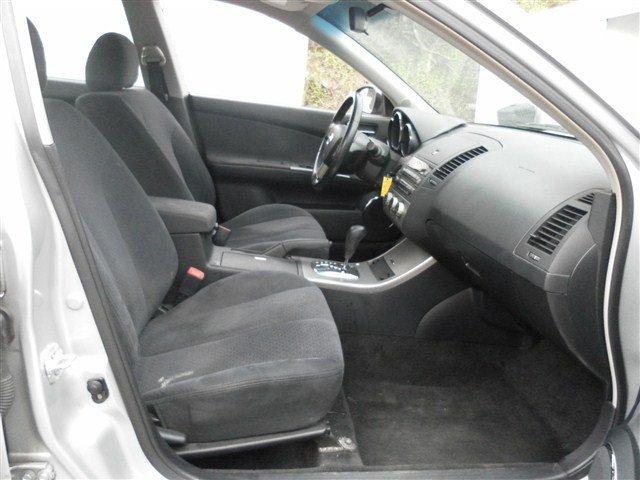 Nissan Altima 2005 photo 2