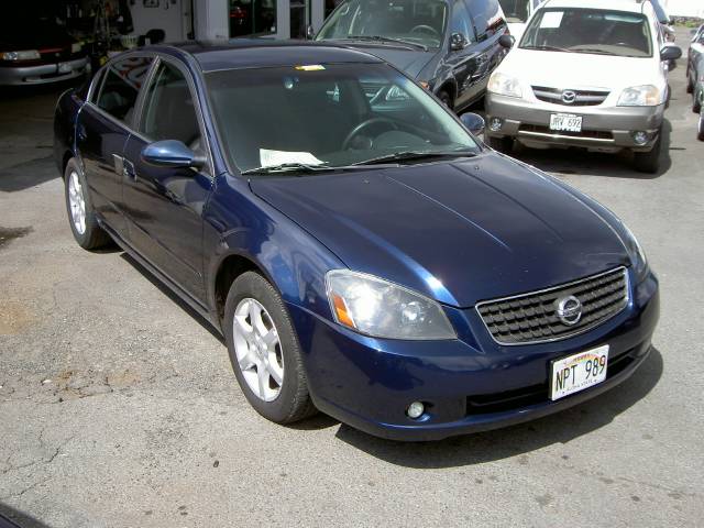 Nissan Altima XR Sedan