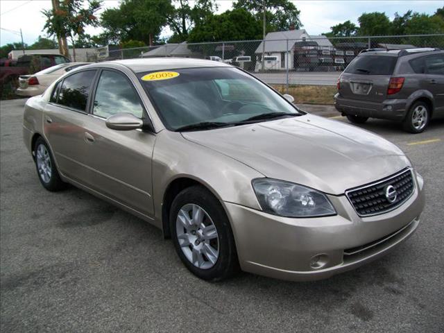 Nissan Altima 2005 photo 1