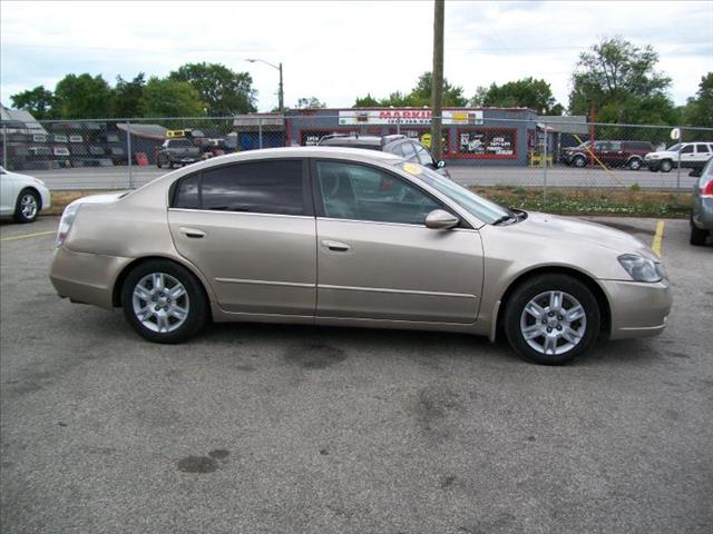 Nissan Altima 2005 photo 2