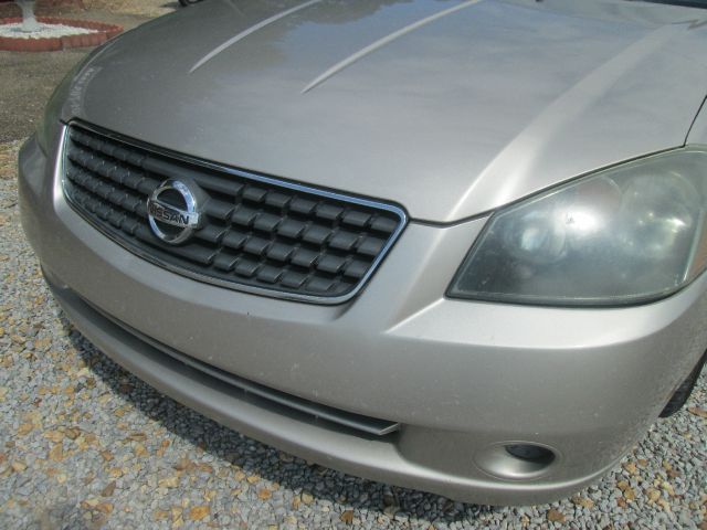 Nissan Altima 2005 photo 1