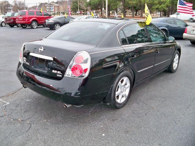 Nissan Altima 2005 photo 4