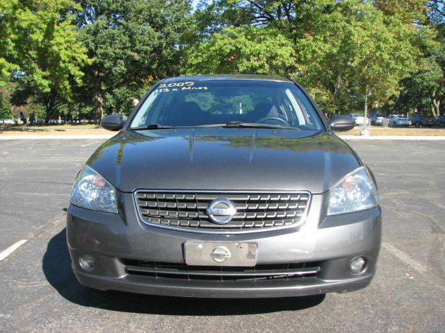 Nissan Altima 2005 photo 4