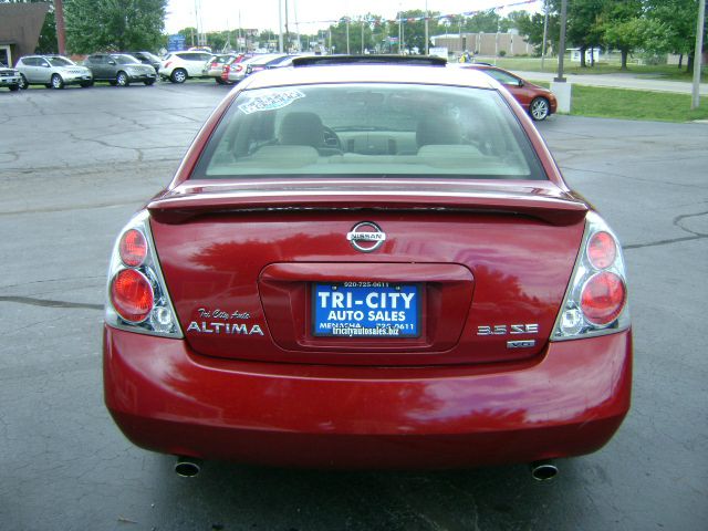 Nissan Altima 2005 photo 1