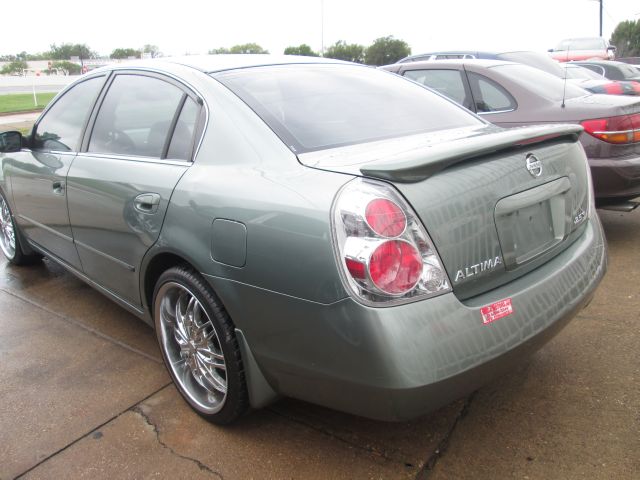 Nissan Altima 2005 photo 1