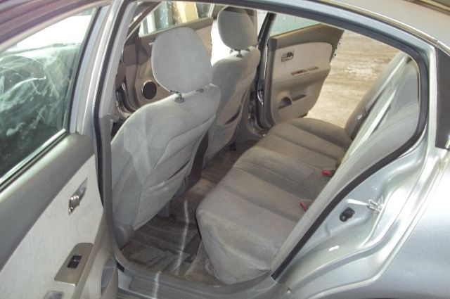 Nissan Altima 2005 photo 2