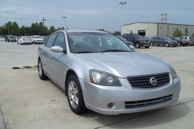 Nissan Altima 2005 photo 4