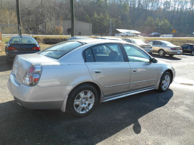 Nissan Altima 2005 photo 3