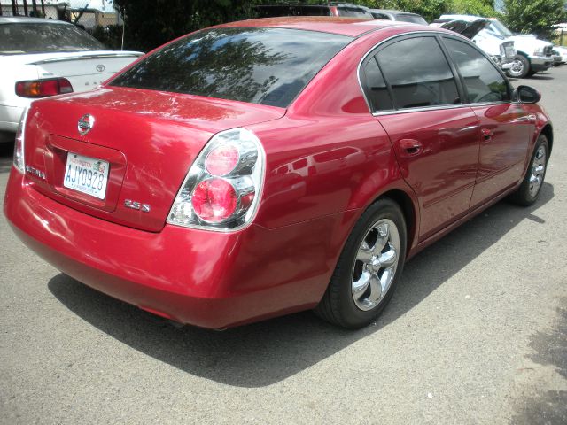 Nissan Altima 2005 photo 1