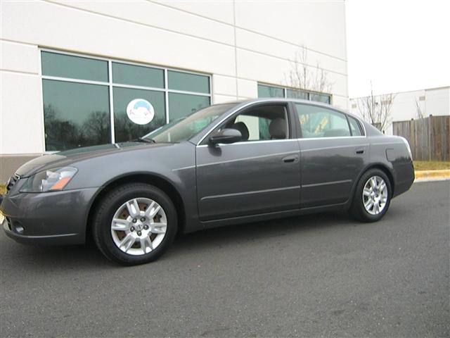 Nissan Altima 2005 photo 1