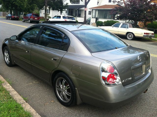 Nissan Altima 2005 photo 4