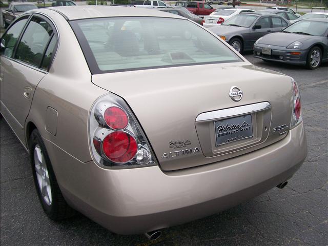 Nissan Altima 2005 photo 1